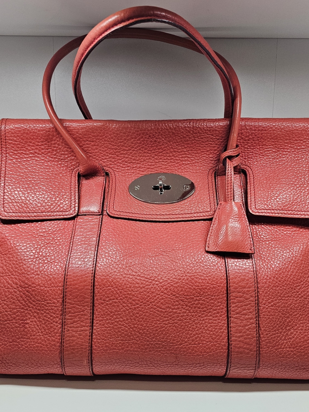 Mulberry Bayswater Red Leather Satchel with Turn-Lock Detail - Picture 1 of 16